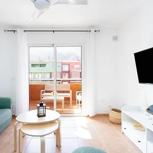 https://home2book-stunning-apartment-candelaria-terrace.tenerifehoteles.net