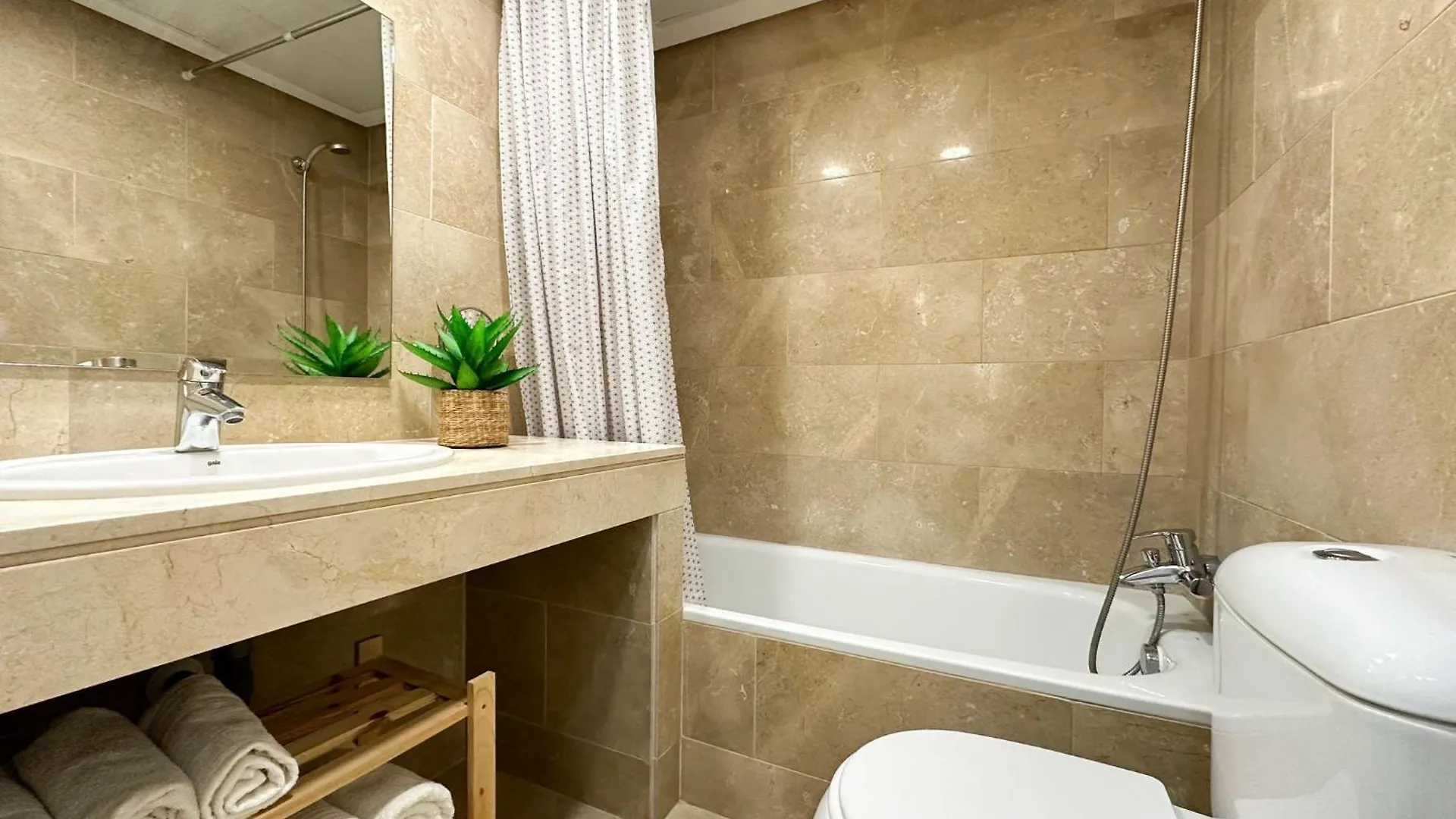 Hola! Apartments At Coto Real Manilva